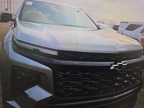 Used 2026 Chevrolet Traverse RS AWD/4WD image 6