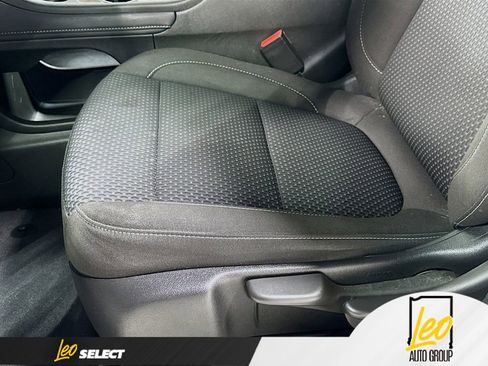 Used 2023 GMC Acadia SLE AWD/4WD image 20