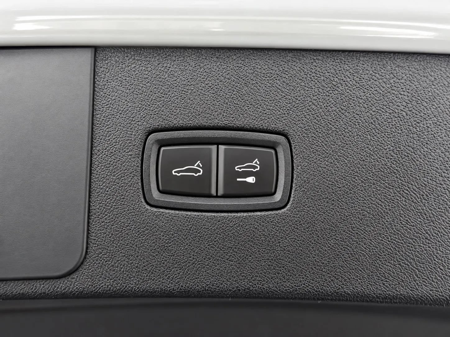 Used 2021 Porsche Cayenne GTS AWD/4WD image 19