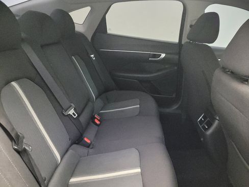 Used 2021 Hyundai Sonata SEL w/ Convenience Package FWD image 19