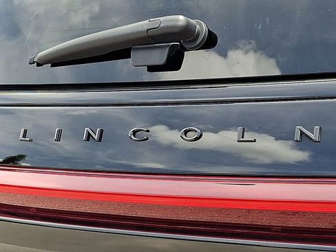 Used 2022 Lincoln Navigator L Reserve w/ Equipment Group 201A AWD/4WD image 35