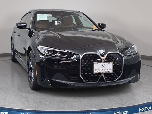 Used 2023 BMW i4 eDrive35 w/ Premium Package RWD image 3