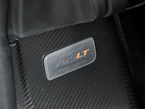Used 2022 McLaren 765LT image 29