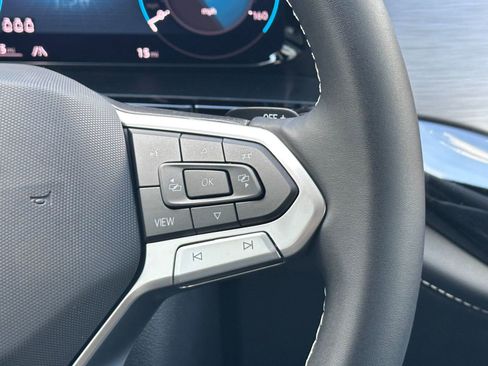 New 2026 Volkswagen Atlas Cross Sport SE image 23