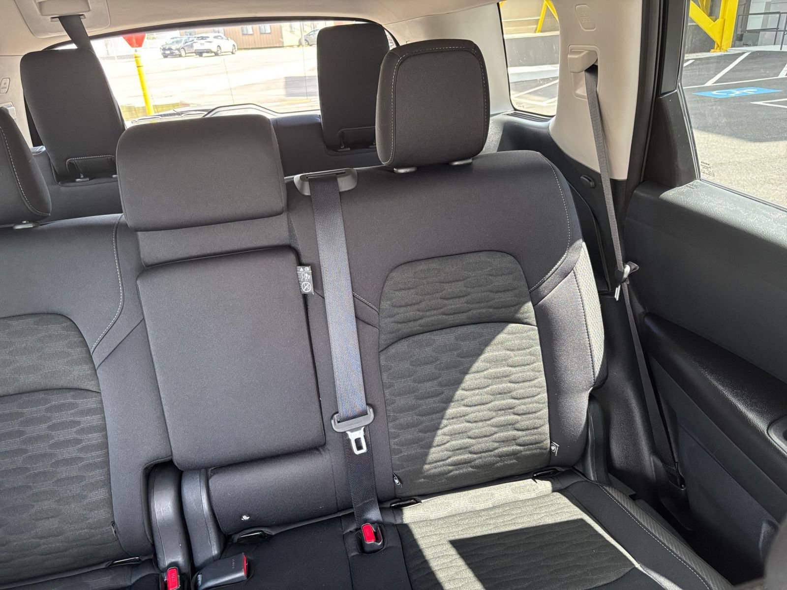 Used 2025 Nissan Pathfinder SV FWD image 35