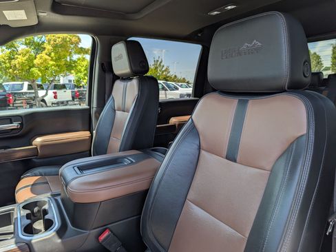 Certified 2022 Chevrolet Silverado 2500 High Country w/ Z71 Off-Road Package AWD/4WD image 25