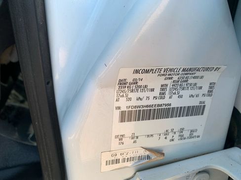 Used 2014 Ford F350 XL w/ Power Equipment Group AWD/4WD image 29
