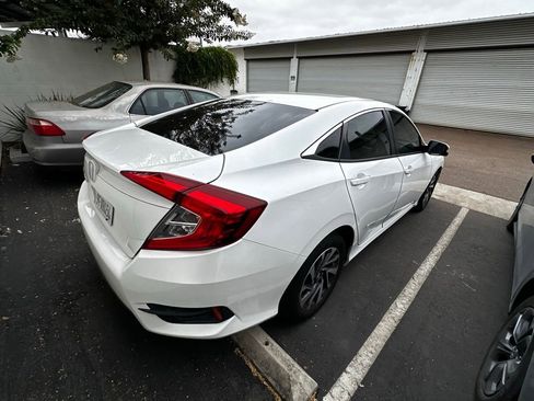 Used 2016 Honda Civic EX image 18
