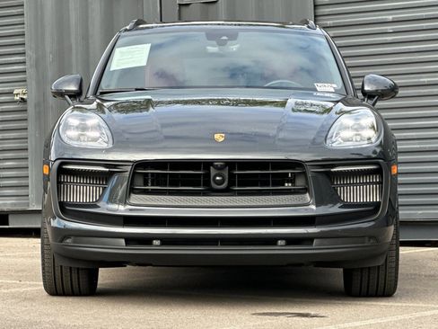 Used 2025 Porsche Macan S image 11
