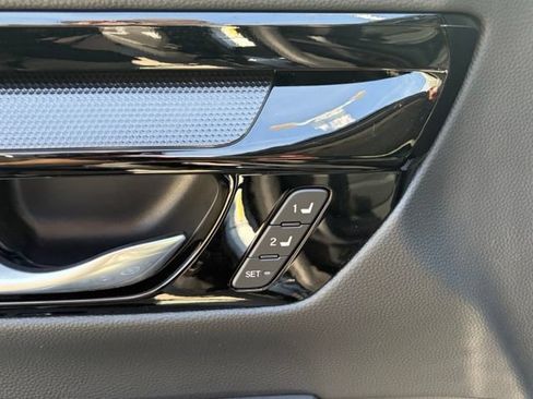 Used 2023 Honda CR-V EX-L image 14