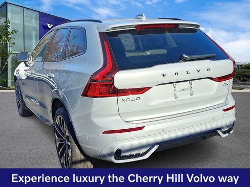 New 2026 Volvo XC60 T8 Ultra w/ Protection Package Premier AWD/4WD image 3