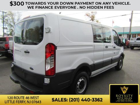 Used 2015 Ford Transit 250 130 Low Roof image 32