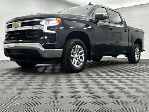Used 2022 Chevrolet Silverado 1500 LT image 15