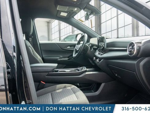 Used 2025 Chevrolet Equinox LT AWD/4WD image 22
