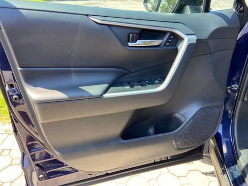 Used 2019 Toyota RAV4 XLE Premium w/ Cold Weather Package AWD/4WD image 22