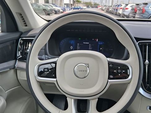 New 2026 Volvo XC90 T8 Ultra w/ Protection Package Premier AWD/4WD image 10