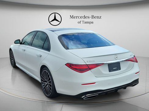 Used 2024 Mercedes-Benz S 580 4MATIC Sedan image 2