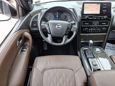 Used 2023 Nissan Armada Platinum w/ Captain's Chairs Package AWD/4WD image 11