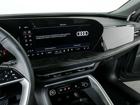 New 2025 Audi Q5 2.0T Premium Plus image 13