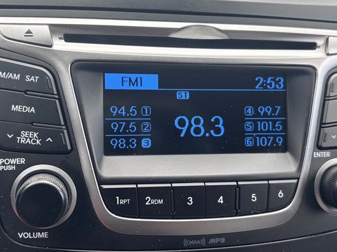 Used 2016 Hyundai Accent SE image 10