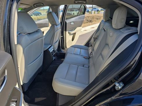 Used 2022 Cadillac XT4 Premium Luxury w/ Safety Alert Package image 15