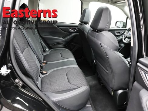 Used 2024 Subaru Forester Premium AWD/4WD image 25