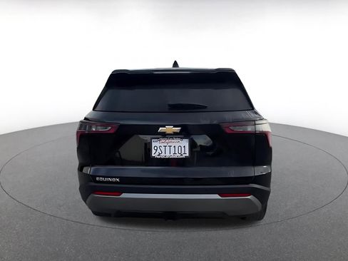 Used 2025 Chevrolet Equinox LT image 12