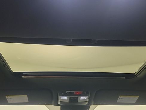 Used 2025 Kia Telluride SX X-Line AWD/4WD image 25