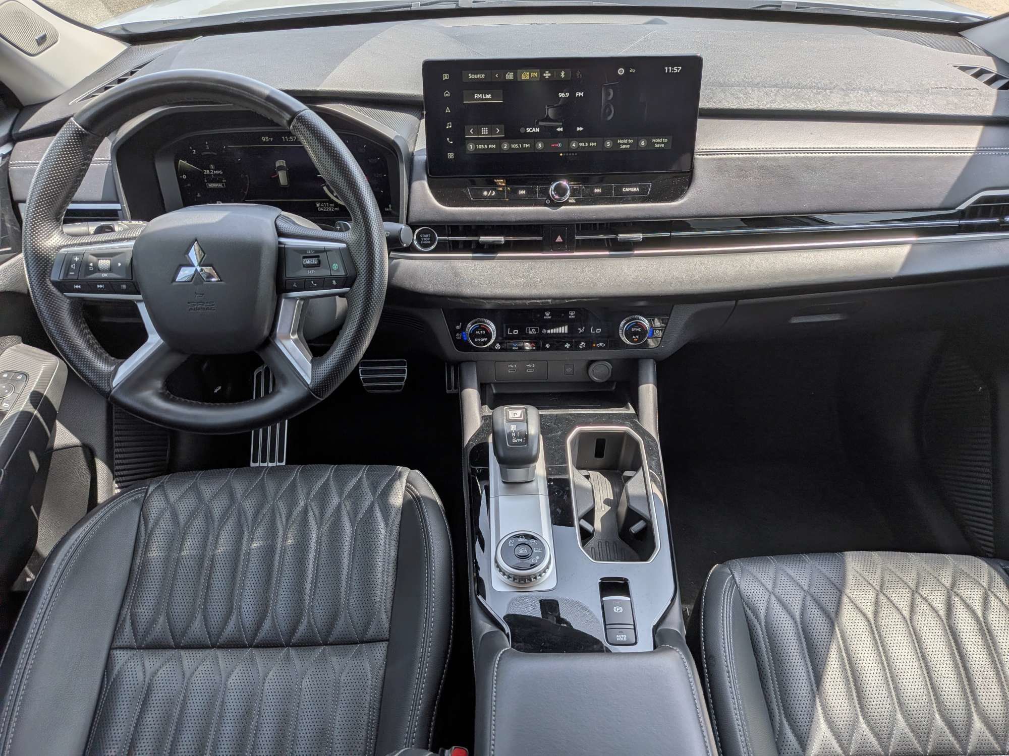 Used 2025 Mitsubishi Outlander SEL FWD image 18