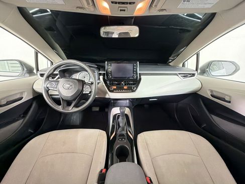 Used 2022 Toyota Corolla LE FWD image 15