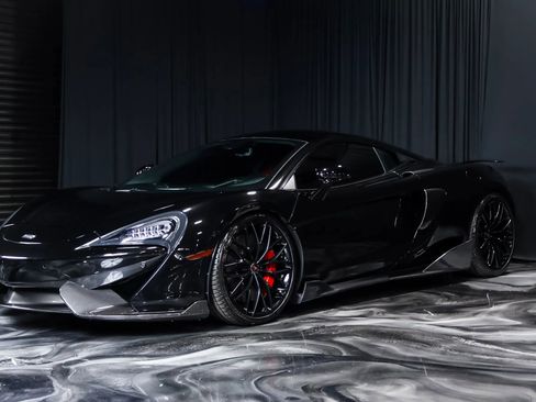 Used 2017 McLaren 570S Coupe RWD image 11