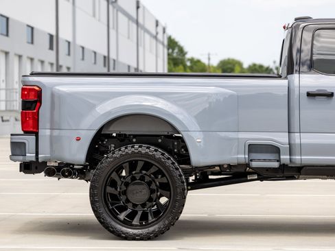 Used 2025 Ford F450 King Ranch w/ Chrome Package AWD/4WD image 17