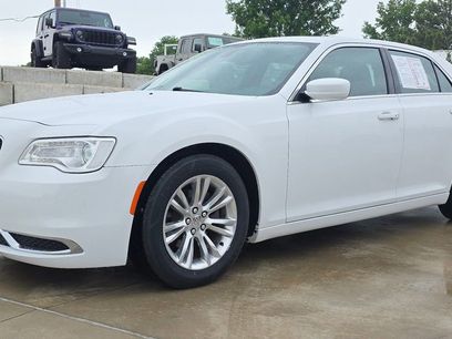 Used 2019 Chrysler 300 Touring w/ Quick Order Package 2EF