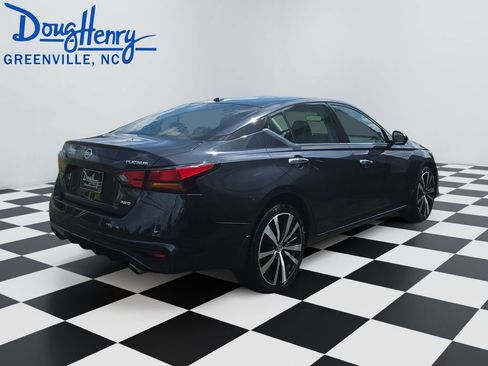 Used 2019 Nissan Altima 2.5 Platinum AWD/4WD image 5