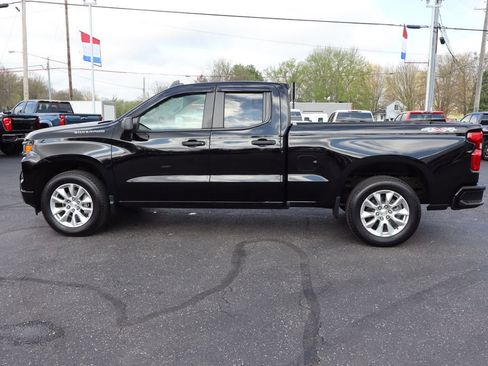 Used 2023 Chevrolet Silverado 1500 Custom image 25