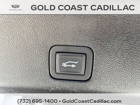 Used 2024 Cadillac Escalade Sport AWD/4WD image 17