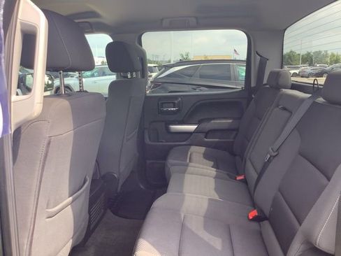 Used 2018 Chevrolet Silverado 1500 LT w/ LT Eassist Package image 10