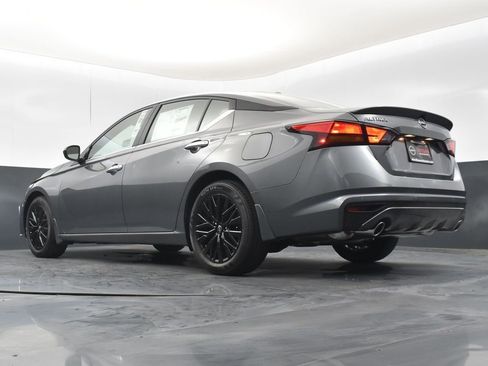 New 2025 Nissan Altima 2.5 SV w/ SV Special Edition Package image 40