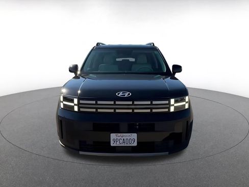 Used 2025 Hyundai Santa Fe SEL FWD image 4