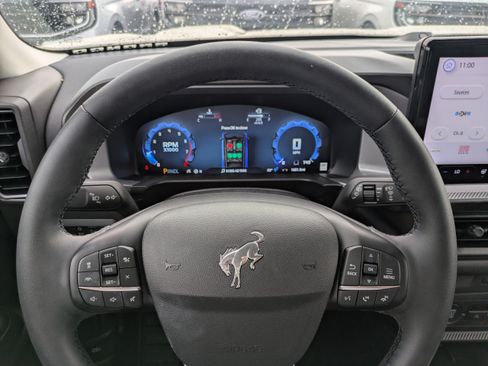 Used 2025 Ford Bronco Sport Outer Banks w/ Outer Banks Tech Package+ AWD/4WD image 24