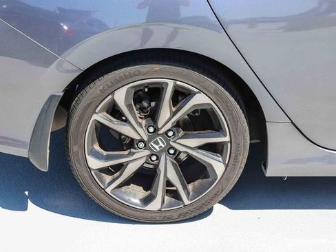Used 2020 Honda Civic Sport image 9