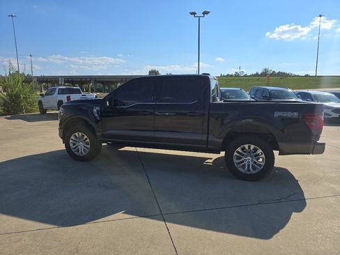 Used 2025 Ford F150 King Ranch w/ FX4 Off-Road Package AWD/4WD image 8