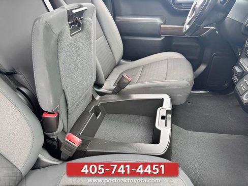 Used 2019 Chevrolet Silverado 1500 LT w/ All-Star Edition AWD/4WD image 22