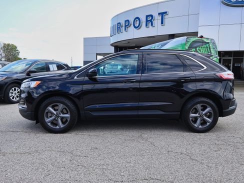 Used 2022 Ford Edge SEL w/ Sport Appearance Package image 2