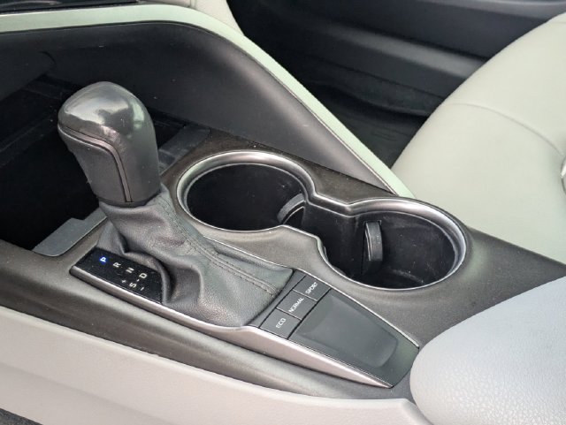 Used 2024 Toyota Camry SE w/ Convenience Package FWD image 23