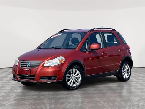 Used 2013 Suzuki SX4 Premium image 1