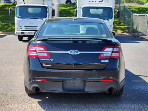Used 2018 Ford Taurus SHO w/ Driver Assist Package AWD/4WD image 6