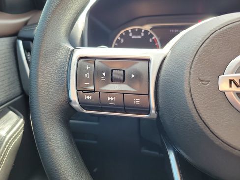 Used 2021 Nissan Rogue S FWD image 20