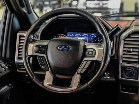 Used 2019 Ford F250 Platinum w/ Platinum Ultimate Package image 16