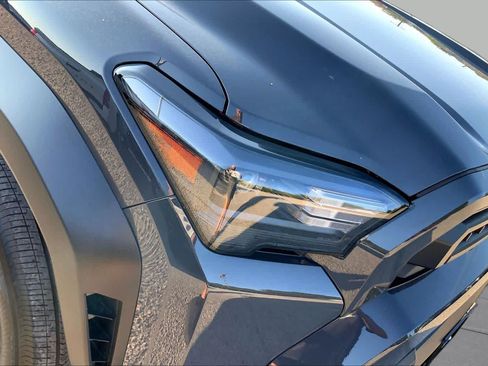 Used 2025 Toyota 4Runner SR5 RWD image 27